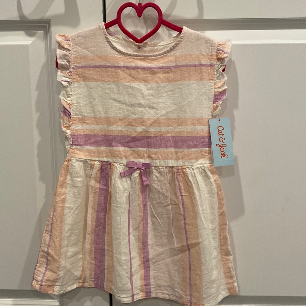 Multi color girls dress. Size 4. BRAND NEW